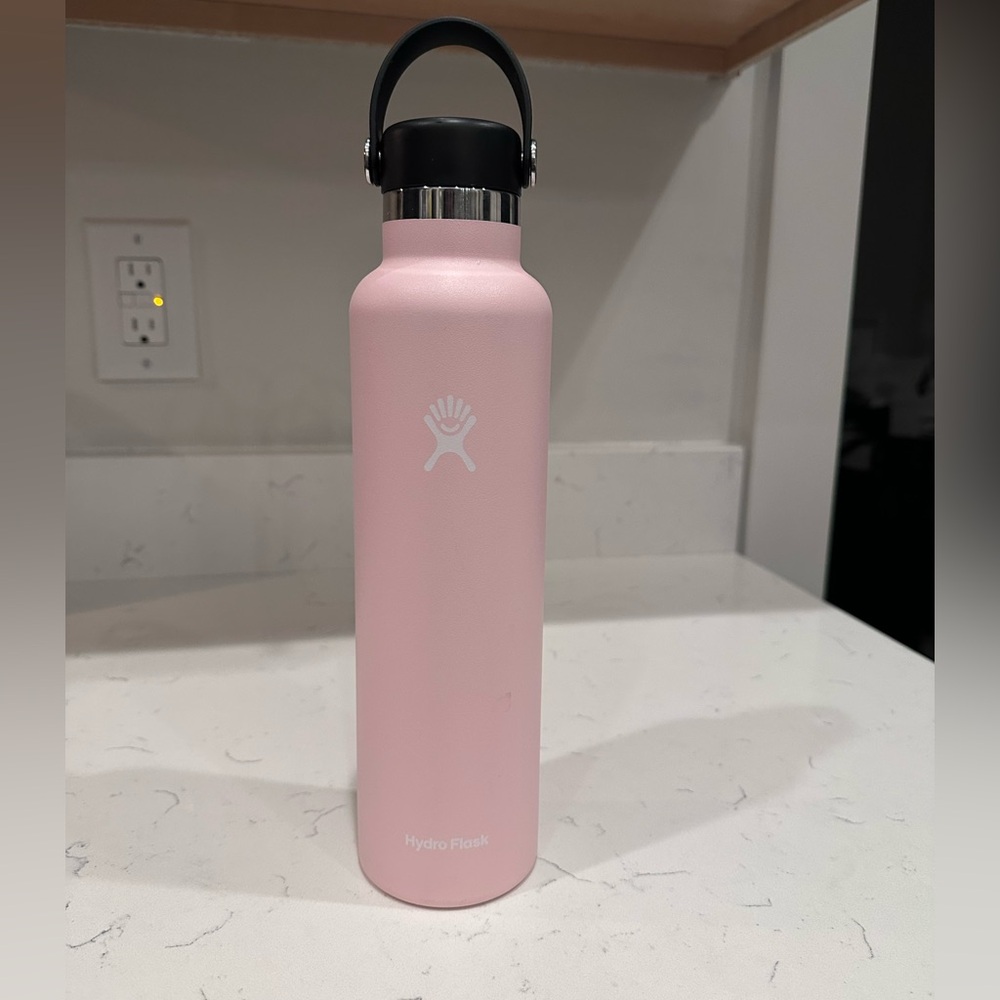 [NEW] Hydro Flask (24 oz) Tumblr w/ Standard Mouth